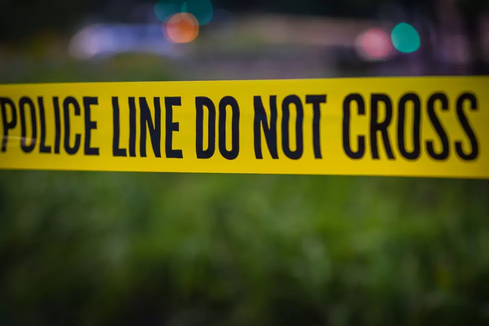 Newborn Found Dead in Iowa Ditch; Mom, Granddad Charged
