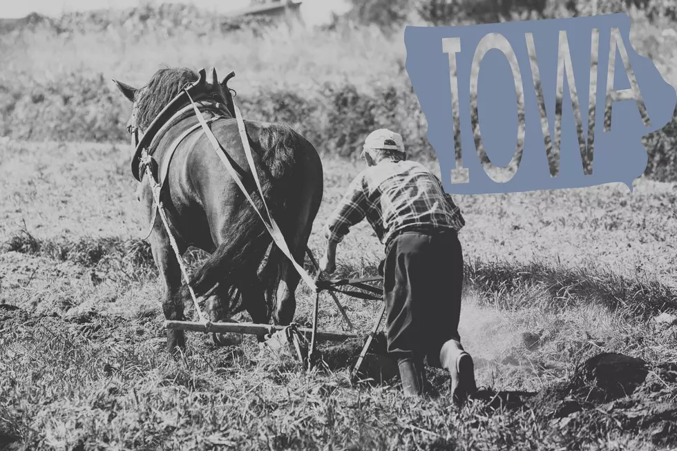 10 Rural Iowa Traditions That Are a Thing of the Past